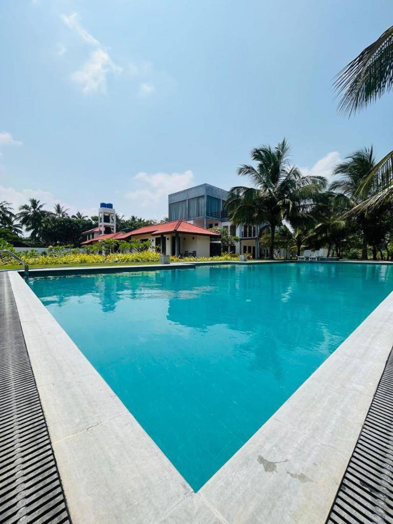 Nn Beach Resort & Spa Nilaveli Extérieur photo
