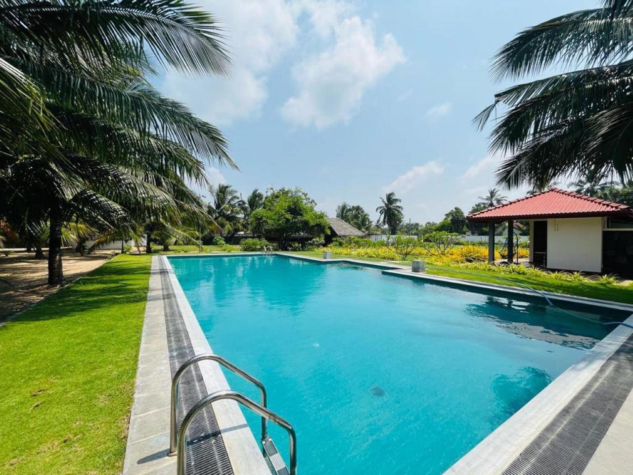 Nn Beach Resort & Spa Nilaveli Extérieur photo