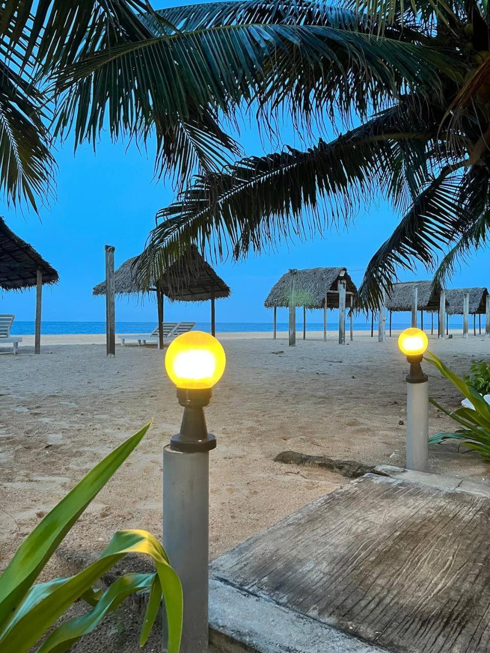 Nn Beach Resort & Spa Nilaveli Extérieur photo
