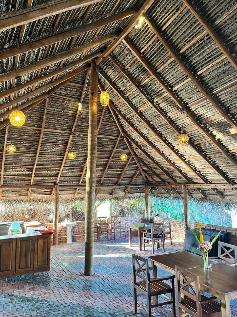 Nn Beach Resort & Spa Nilaveli Extérieur photo